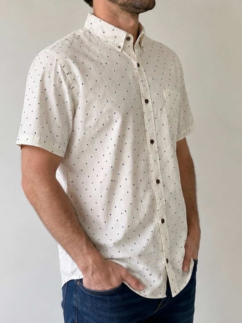 Men's Short Sleeve Button-Down Shirt in Cream with Dot Print